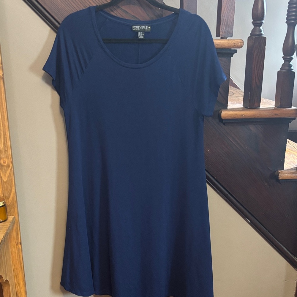 Forever 21 Classic Blue Short Sleeve Tee